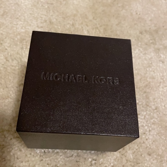 Michael kors watch - Picture 8 of 8